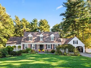 Photo of 73 Sherwood Ln Raynham, MA 02767