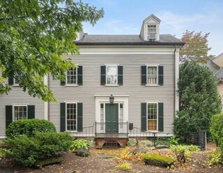Photo of real estate for sale located at 12 Ash Street Place Cambridge, MA 02138
