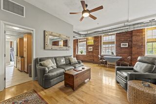 Photo of 25 Cedar St Amesbury, MA 01913