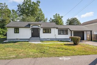 Photo of 10 Gassett Rd Westford, MA 01886
