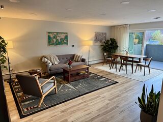 Photo of 1206 Greendale Ave Needham, MA 02492