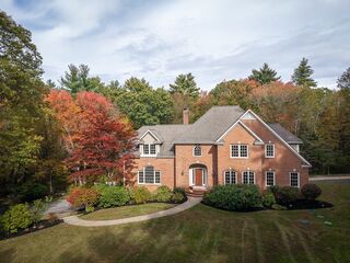 Photo of 155 Woodland Mead Hamilton, MA 01982