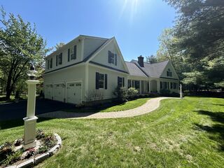 Photo of 39 Smith Road Northborough, MA 01532