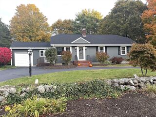 Photo of 7 Malcolm St Norfolk, MA 02056