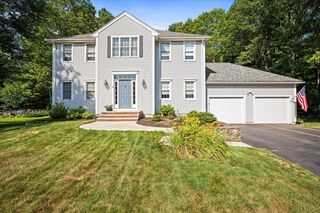 Photo of real estate for sale located at 19 Wildflower Dr Sutton, MA 01590
