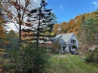 Photo of 65 Laurel Lake Rd Royalston, MA 01368