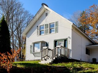 Photo of 190 Summer St Barre, MA 01005