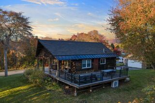 Photo of 19 Smith St Fairhaven, MA 02719