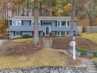 Photo of 15 Belknap Rd Medfield, MA 02052