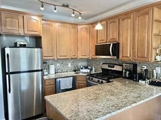 Photo of 37 Regent St Boston - Roxbury, MA 02119