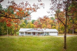 Photo of real estate for sale located at 125 Woodridge Road Wayland, MA 01778