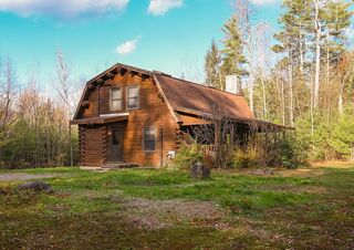 Photo of 23 Dana Rd Petersham, MA 01366