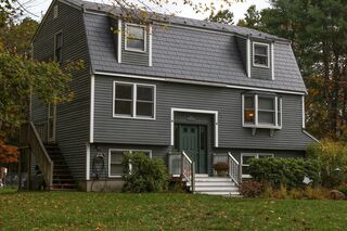 Photo of 2 Skunk Rd Merrimac, MA 01860