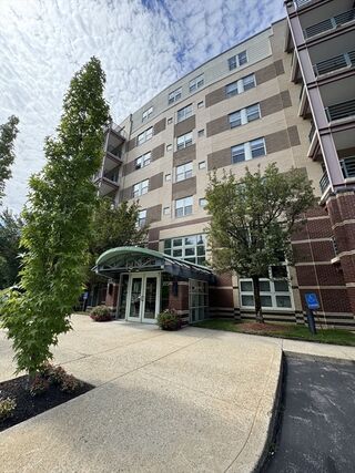 Photo of 273 Cambridge Rd Woburn, MA 01801