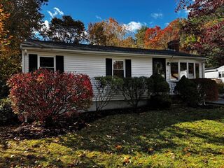 Photo of 6 Evan Rd Pembroke, MA 02359