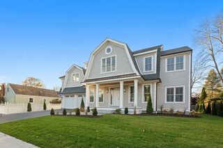 Photo of 26 Beacon Ave Newburyport, MA 01950