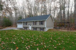 Photo of 35 Hillside Dr Winchendon, MA 01475