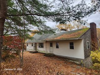Photo of 7 Pine Hill Rd Grafton, MA 01560