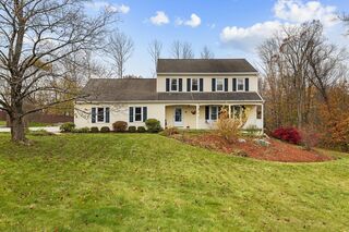 Photo of 6 Apple Hill Rd Sturbridge, MA 01566