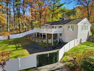 Photo of 300 Malden St Holden, MA 01520