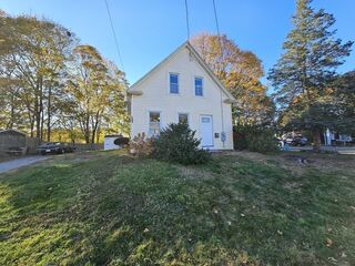 Photo of 17 Grove St Weymouth, MA 02189