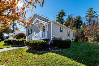 Photo of 21 Hemlock Dr East Bridgewater, MA 02333