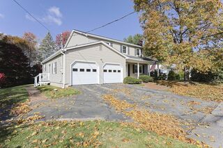 Photo of 326 Pakachoag St Auburn, MA 01501