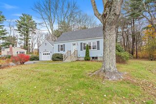 Photo of 214 Conlyn Ave Franklin, MA 02038