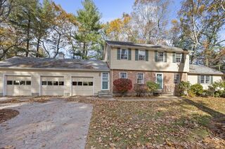 Photo of 14 Arbutus Ave Chelmsford, MA 01824