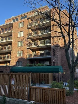 Photo of 30 Stearns Rd Brookline, MA 02446