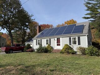 Photo of 32 Martel Rd South Hamilton, MA 01982