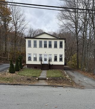 Photo of 143 Greenwood St Gardner, MA 01440