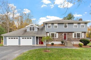 Photo of 22 Selfridge Rd Bedford, MA 01730