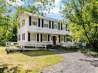 Photo of 125 Bayview Ave Berkley, MA 02779