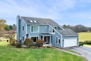 Photo of 144 High Rd Newbury, MA 01951