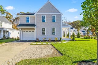 Photo of 8 Pat Rose Way Rockland, MA 02370