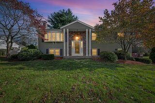 Photo of real estate for sale located at 59 Indian Meadow Dr Northborough, MA 01532