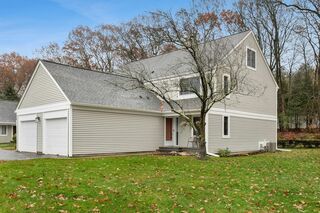 Photo of 151 Stone Ridge Rd Franklin, MA 02038