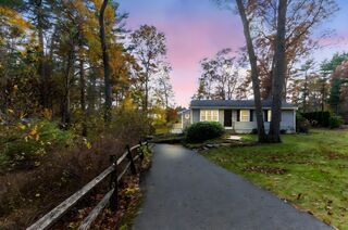 Photo of 9 Marion Rd Middleborough, MA 02346