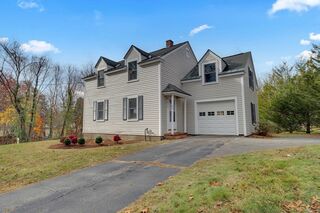 Photo of 37 Pepperell Rd Groton, MA 01450