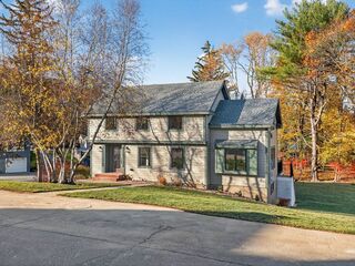 Photo of 9 Norfolk Rd Winchester, MA 01890