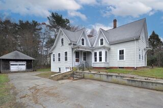 Photo of 417 Washington St East Bridgewater, MA 02333