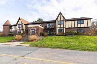 Photo of 8 Rainbow Pond Drive Walpole, MA 02081