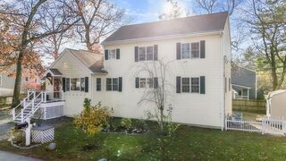 Photo of 3 Oak Rd Norfolk, MA 02056