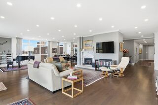 Photo of 79 Florence Street Chestnut Hill, MA 02467