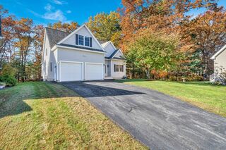 Photo of 10 Dickens Lane Tyngsborough, MA 01879