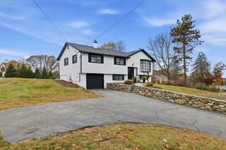 Photo of real estate for sale located at 502 Hosmer St Marlborough, MA 01752