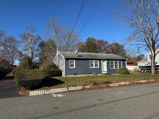 Photo of 8 Hart Road Newburyport, MA 01950