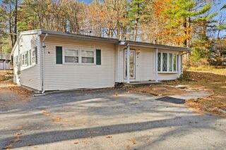 Photo of 98 Glen Echo Blvd Stoughton, MA 02072