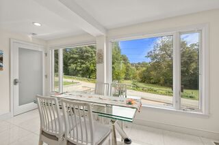 Photo of 27 Hamilton Pl Needham, MA 02494